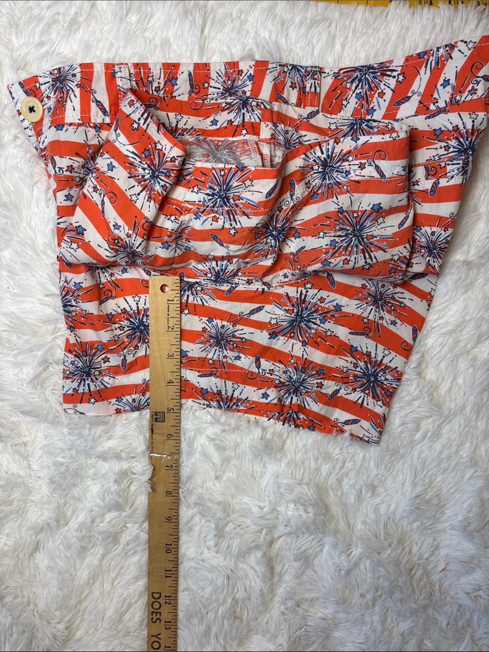 Lilly Pulitzer She's a
Firecracker Callahan Shorts Size 8 VGUC - Picture 8 of 13